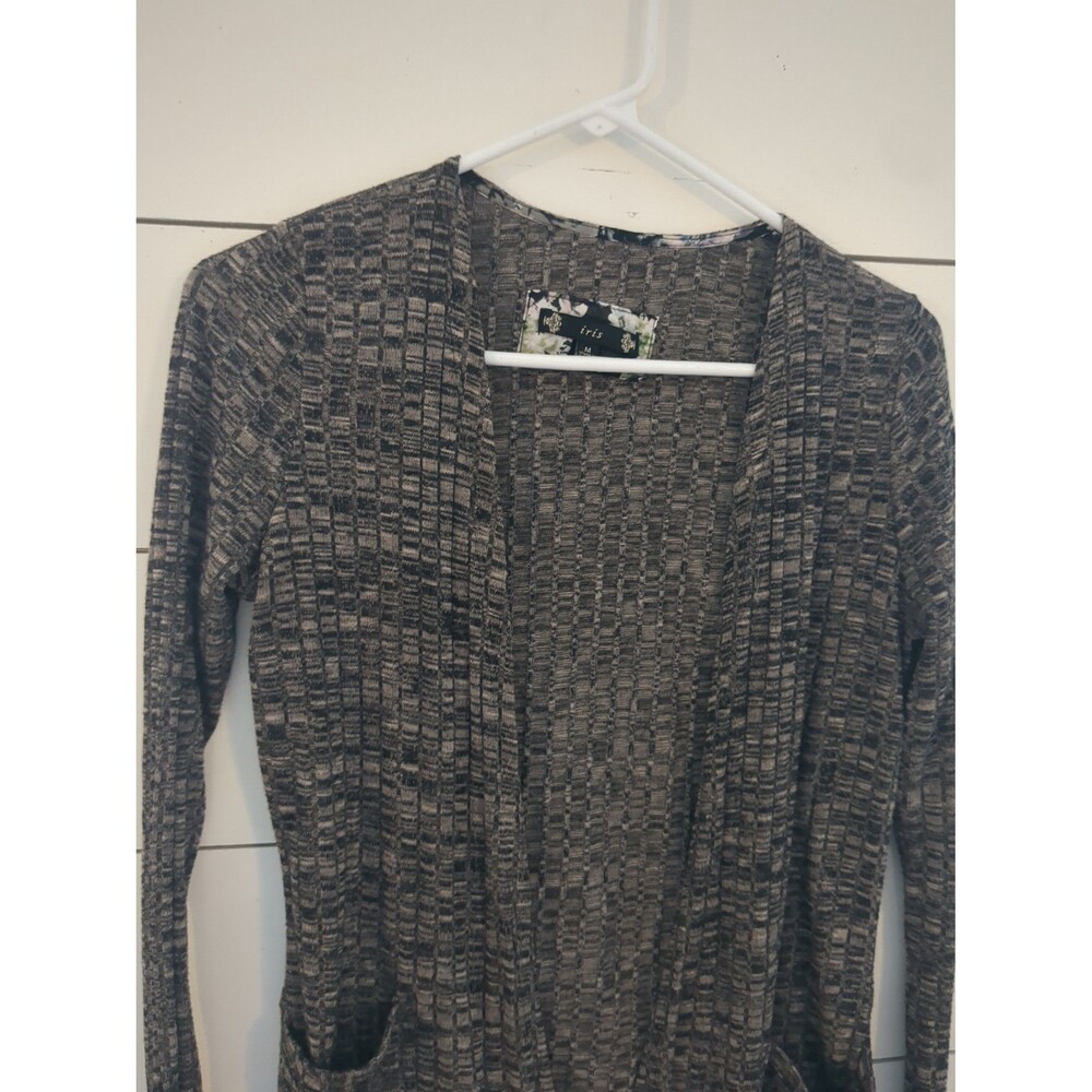 Iris medium Heather cardigan pockets full college office